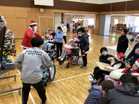 「あわてんぼうのサンタクロース」を歌いました